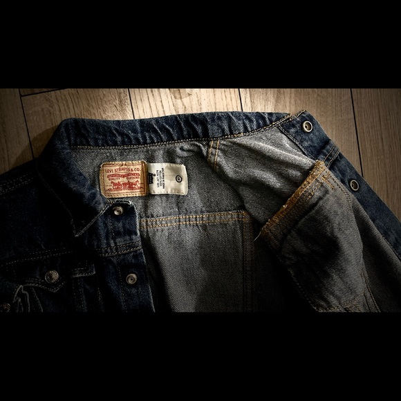 NWOT Levi’s; Original Riveted boys jean jacket. - Picture 3 of 6